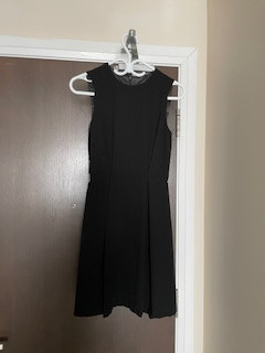 Black Zara dress X-Small dans Femmes - Robes et jupes  à Ville de Toronto - Image 2