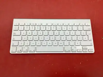 clavier ordinateur Apple , View more