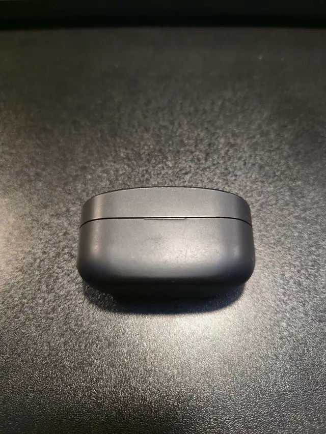 Sony WF 1000 XM4 earphone. Negotiable in Headphones in Mississauga / Peel Region - Image 2