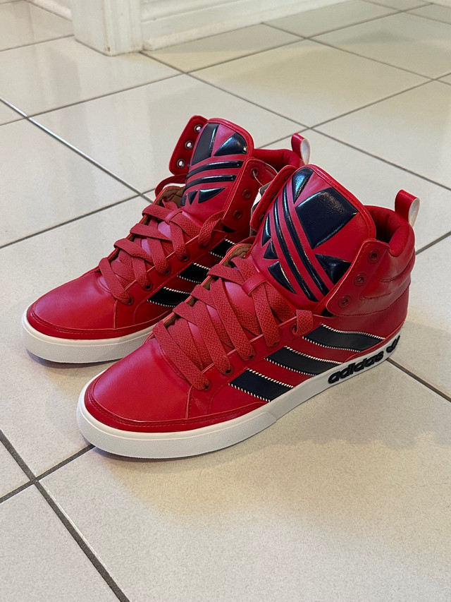Adidas Top Court Hi Big Size US 10.5 Red/Navy Shoes RARE in Men's Shoes in Markham / York Region - Image 2