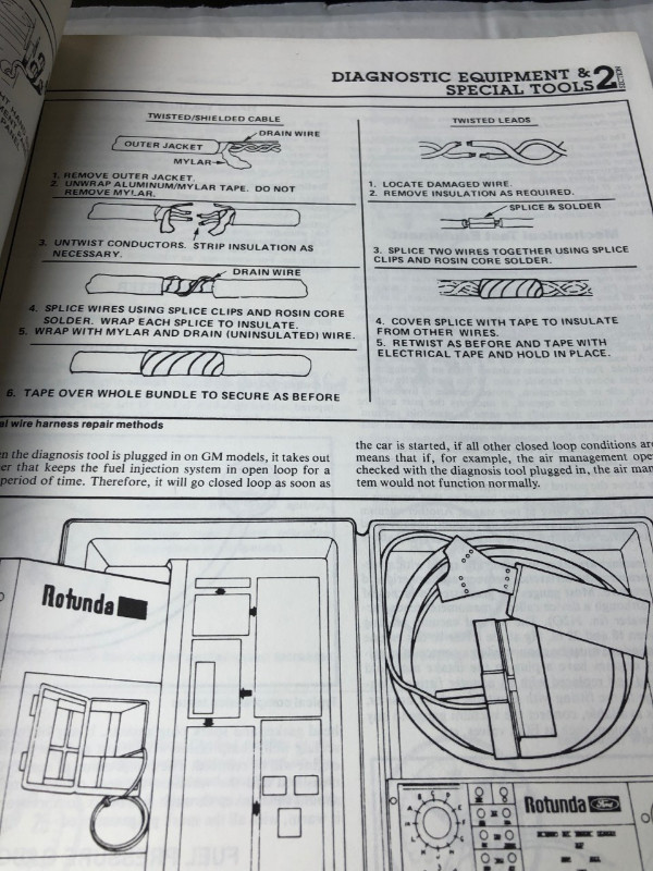 CHILTONS 1978 GUIDE TO FUEL INJECTION AND FEEDBACK CARBS #M1153 in Textbooks in Edmonton - Image 4