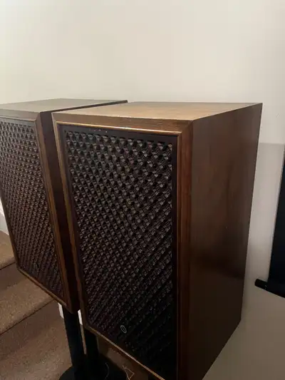 Sansui SP-200 speakers, View more