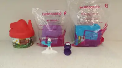 COLLECTIBLES "Sanio Badtz Arcade #2 (original package not opened). "My Melody Music Shop" (original...