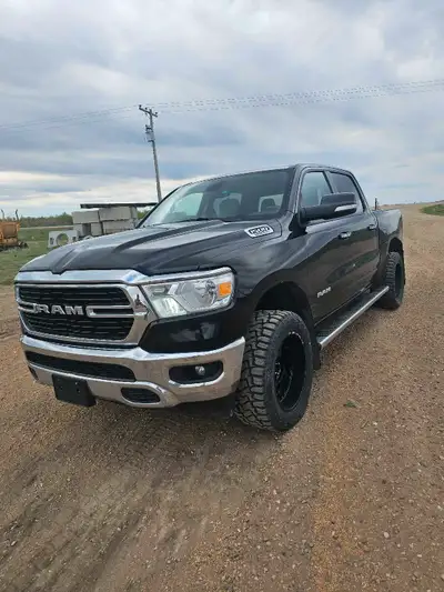5.7 hemi runs great with no tick. 8 speed transmission. 20 inch armed wheels with next to new 33" ti...