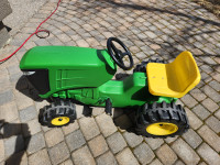 John Deere Toddlers Ride-on Tractor (Tomy brand)