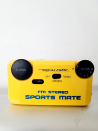Realistic  Sports- Mate 12-138 FM  Stereo Radio 