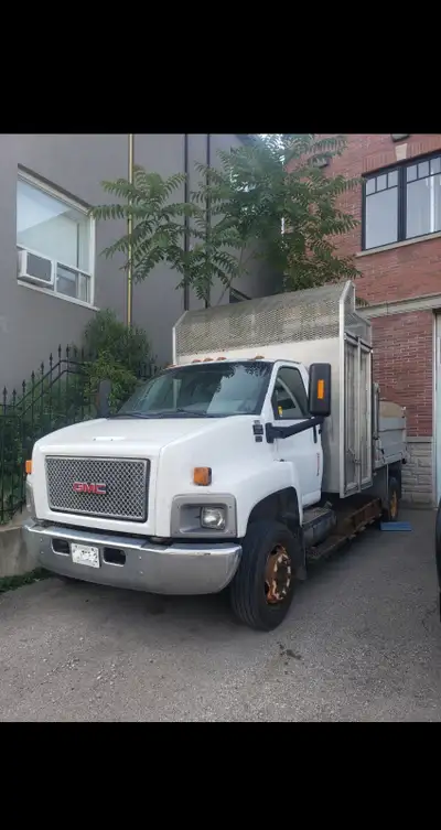Isuzu diesel 7.8l, great machine, aluminum box like new, just worth it alone on the box. 4 one six -...