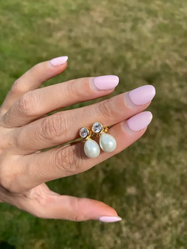 925 Sterling silver pearl earrings in Jewellery & Watches in St. Catharines - Image 7