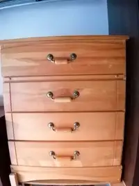 4 drawer dresser 