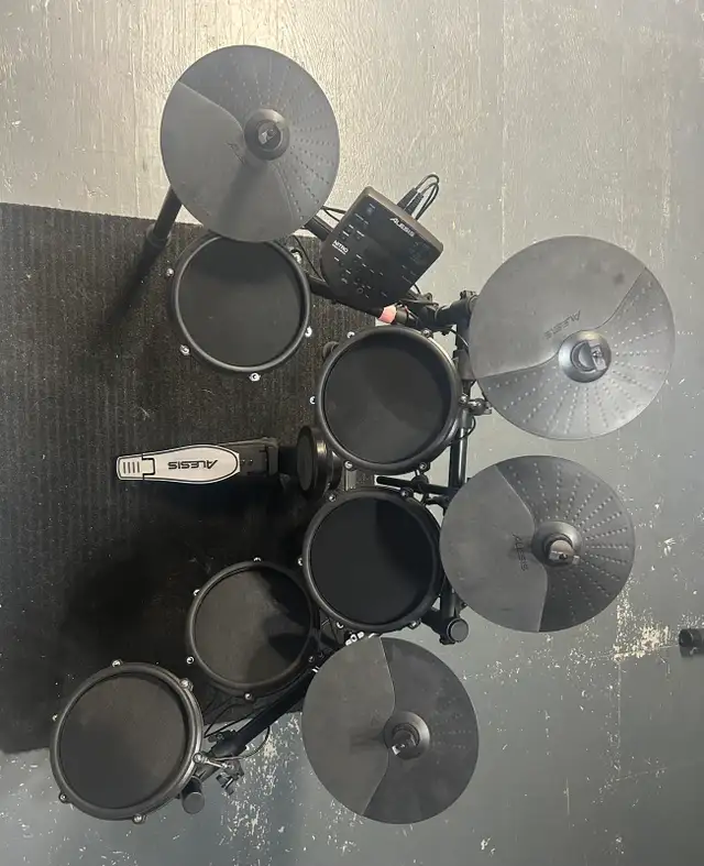 ALESIS Electronic Drum Kit408078523690526721
