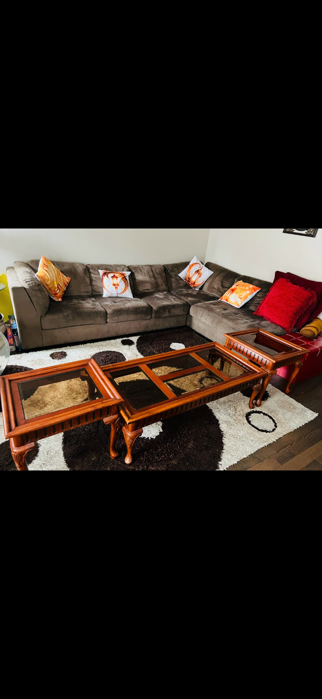 Center table & 2 side tables set in Coffee Tables in City of Toronto - Image 3