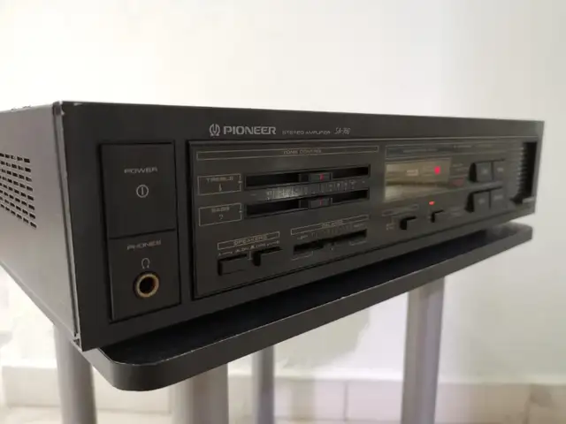 Vintage Pioneer SA-760 Stereo Amplifier with Phono MM input in Stereo Systems & Home Theatre in Ottawa - Image 3