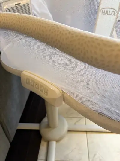 Halo premium Bassinet barely used - 3 sheets included, light in bassinet and floor, sounds & vibrati...