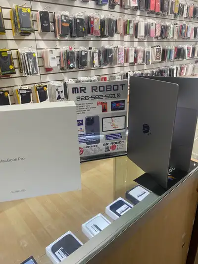  MacBook Pro 2021 – M1 Pro – 16GB / 512GB – Mr Robot , View more
