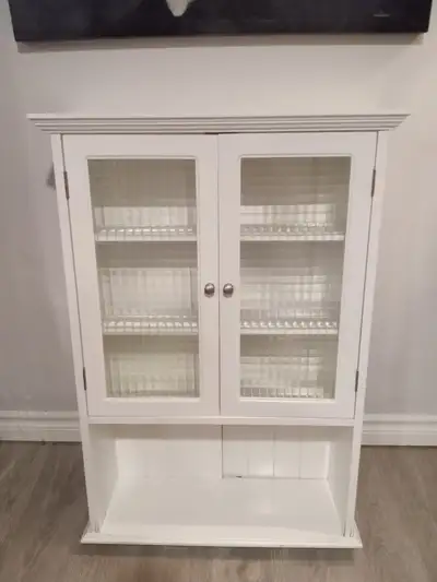 Cute cabinet for sale for the extra storage you need. $55.00 obo.