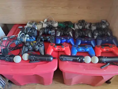 Sony Playstation Controllers for sale / PS1 / PS2 / PS3 / PS4, View more