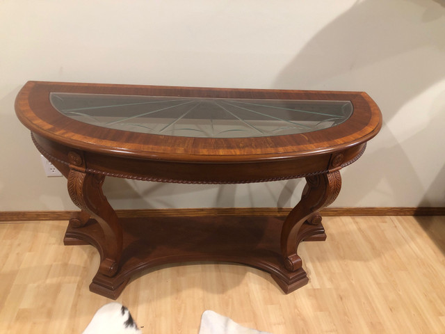 Sofa table/ entrance table in Other Tables in Calgary