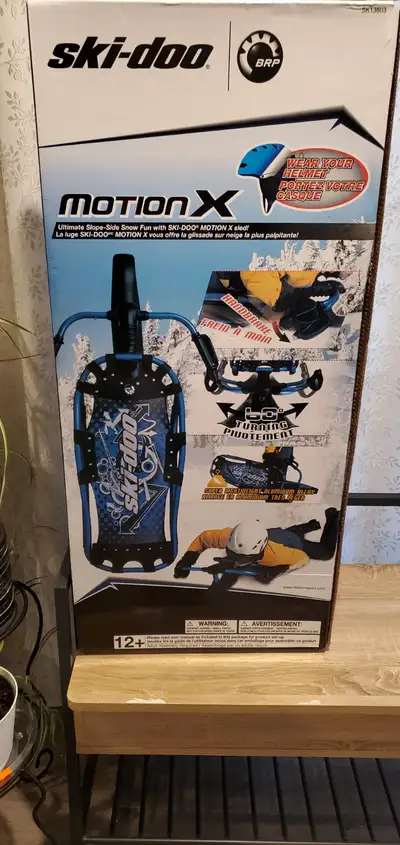 SKI-DOO MOTION - X SNOW SLED !! THIS SLED IS AWSOME !! All info in photo gallery . BRAND NEW IN BOX...
