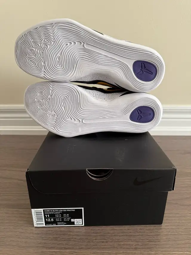Nike Kobe 9 Protro EM Lakers DS Size 11  in Men's Shoes in Markham / York Region - Image 6