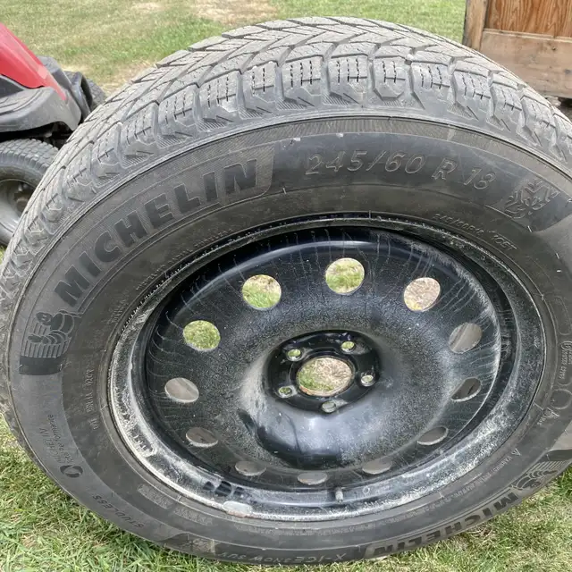 tires and rims in very good condition  in Tires & Rims in Regina - Image 3
