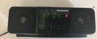 Petit radio réveil Panasonic 