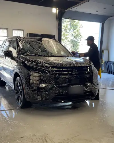Professional Car Detailing in Ottawa – Make Your Car Look Like New! Is your car dirty, dull, or full...