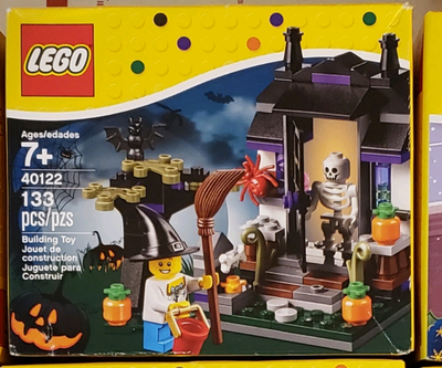LEGO 40122 Trick or Treat, View more