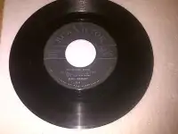 ELVIS PRESLEY LOST RECORDS 1957CANADIAN RCA 45RPM JAILHOUSE ROCK