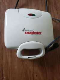 Toastmaster Snackster Sandwich  Maker