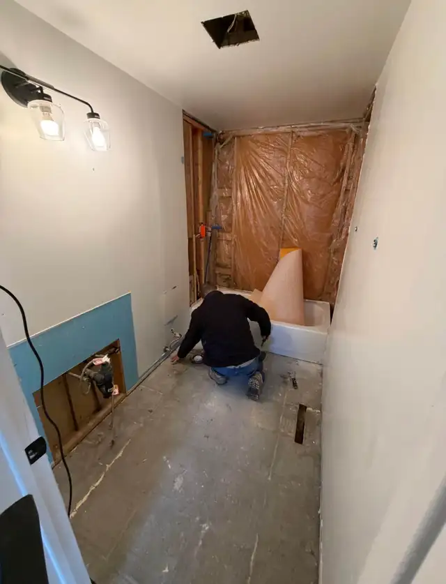 DEMOLITION / GARBAGE DISPOSAL