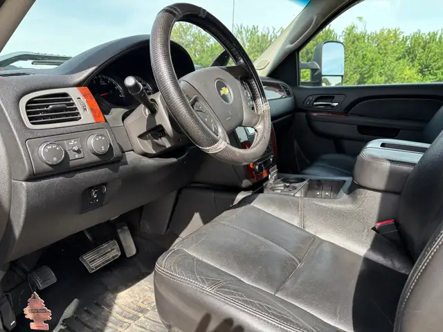 Update REDUCED Chev 2500HD538448363845724163