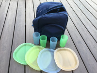 Tupperware picnic set - 4 plates, 4 cups, backpack