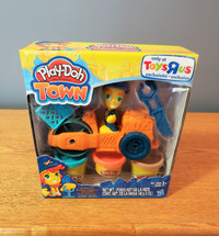 Play-Doh Town Steamroller Playset - NEW