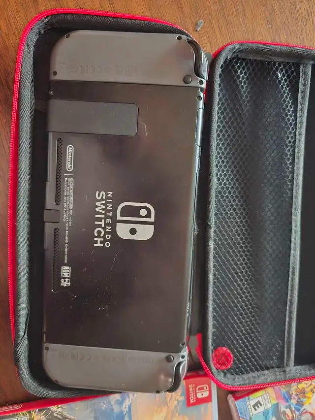 Nintendo Switch V1 with Mario Kart 8 Deluxe & Zelda BOTW62863283087490122