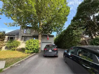 3 1/2 semi meublé tout inclus avec stationnement - 3 1/2 à Laval