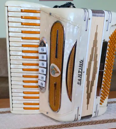 Cantino Accordion For Sale; Ladies Size, View more