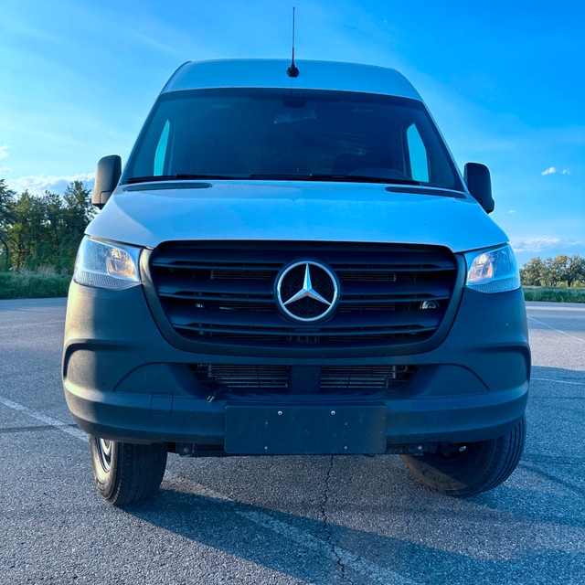 2020 Mercedes Sprinter 170 4X4 in Cars & Trucks in Calgary - Image 2