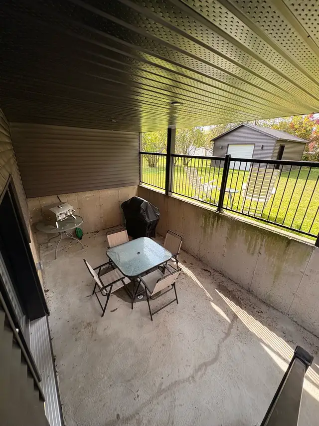 4 1/2 + garage à loué in Long Term Rentals in Granby - Image 4