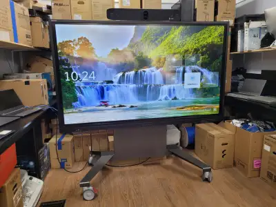 Avocor Ave-8630-A 86" 4K Touch Display W/ Poly Studio X70, View more