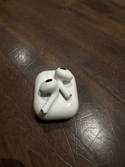 Works perfectly! Selling because I bought the Pros.