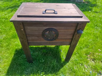 Cryopak Wood Cooler, 60-Can, 40-L, View more