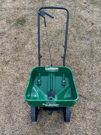 Scott’s Turf Builder seed spreader