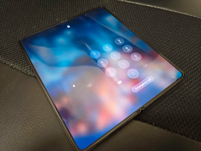 Premium Galaxy Fold 4 (512/12gb) TABLET PHONE in Cell Phones in City of Toronto