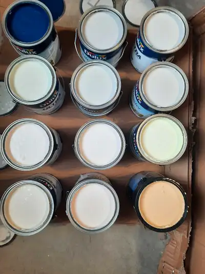 gallons de peinture neuve au choix, View more