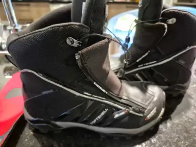 BOTTES BAFFIN GR 8, View more