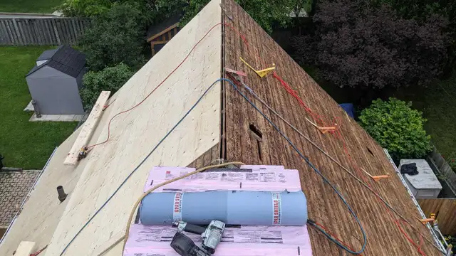 LOOKING FOR ROOFERS523497422760202243