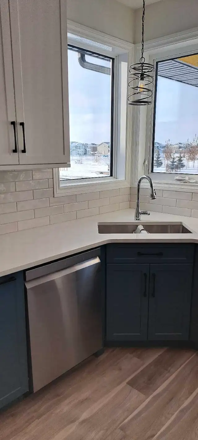 Ceramic Tile, Vinyl Plank and Laminate flooring installation63295969486721122