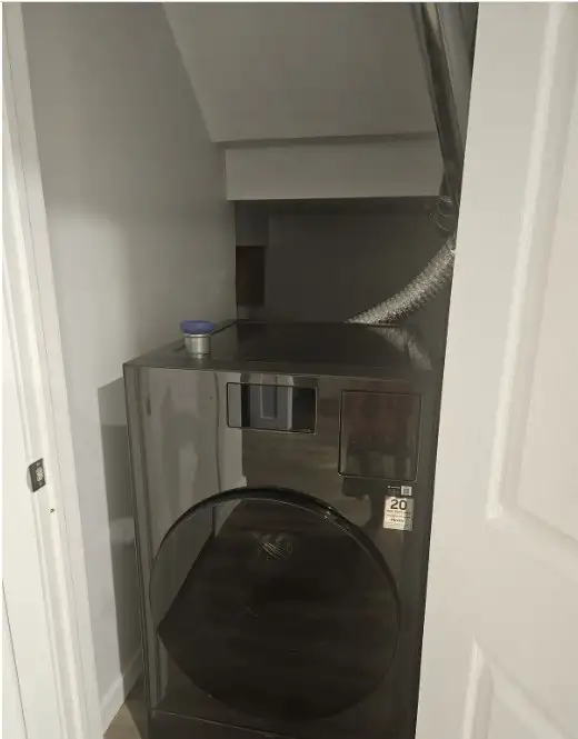Spacious 1 bedroom suite for rent in Long Term Rentals in Saskatoon - Image 8