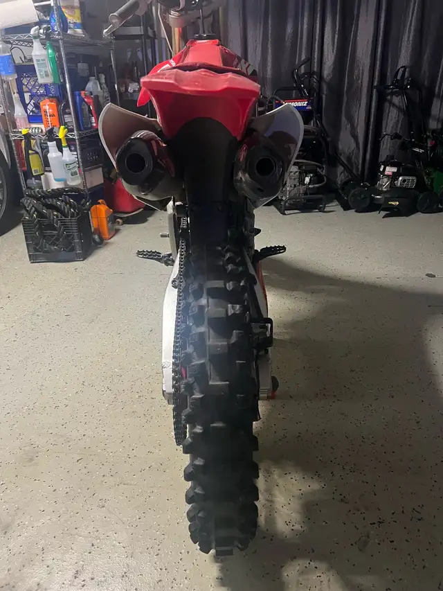 2021 CRF250r in Dirt Bikes & Motocross in Windsor Region - Image 3