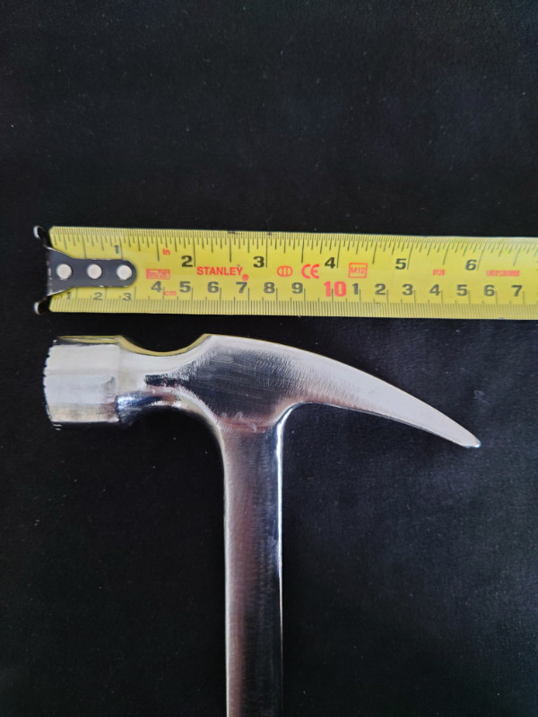 One-piece Steel Framing Hammer in Hand Tools in Abbotsford - Image 3